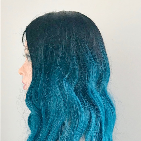 Very Pretty “Put On & Go” Ombre Teal Premium Fiber Wig for Events. - Picture 6 of 9